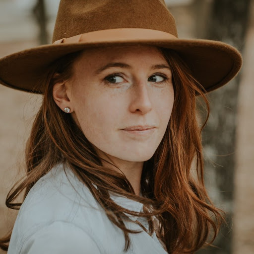 Samantha Pierce Photo 19