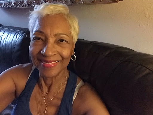 Carolyn Washington Photo 32