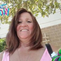 Suzanne Gardner Photo 43