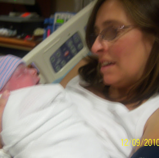 Rachael Travis Photo 4