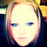 Amanda Carriker Photo 13