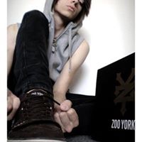 Adam Hansen Photo 25