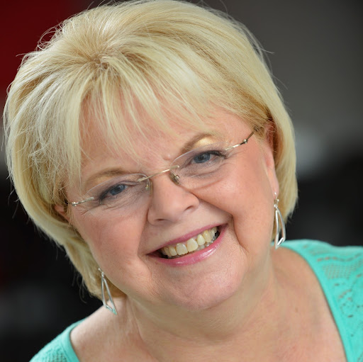 Susan Acosta Photo 18