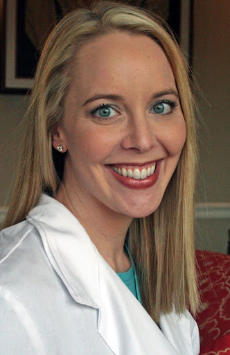 Amy Armstrong Photo 40