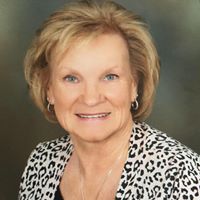 Darlene Abbott Photo 19