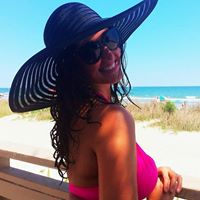 Lisa Ranieri Photo 11