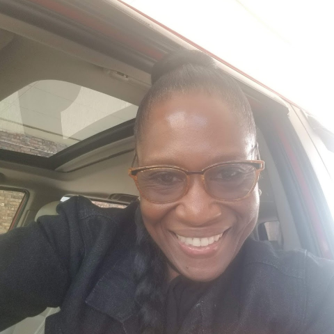 Gloria Marshall Photo 35