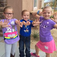 Kellie Roberts Photo 34