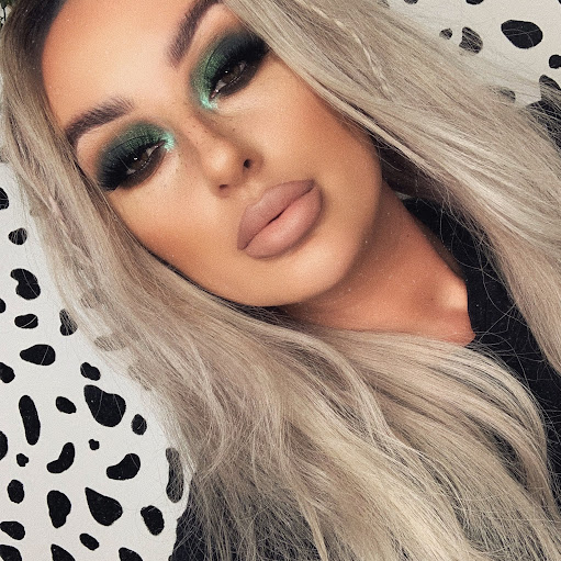 Jessica Wyatt Photo 12