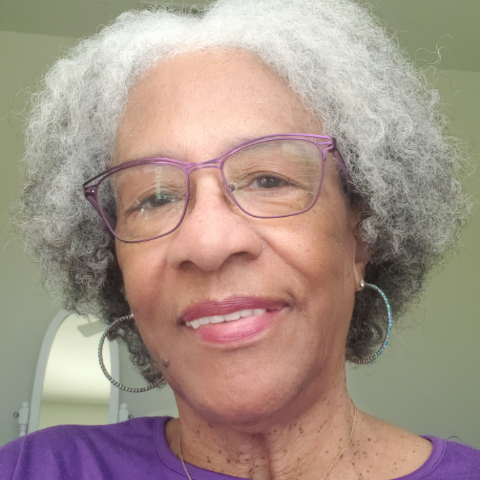 Gwendolyn Lowe Photo 15