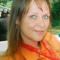 Lisa Kitchens Photo 10