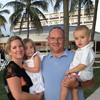 Natalie Bainbridge Photo 9