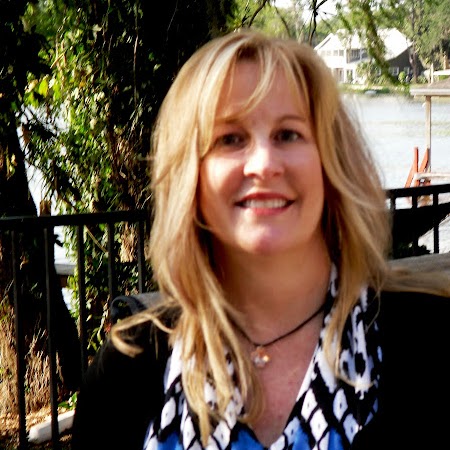 Catherine Davidson Photo 25