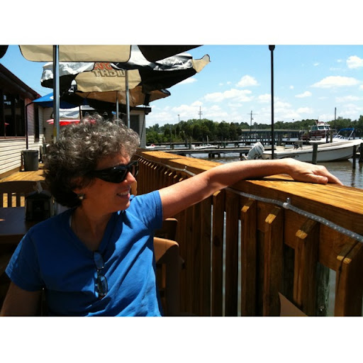 Elaine Kaplan Photo 31