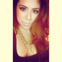 Angela Pedersen Photo 32