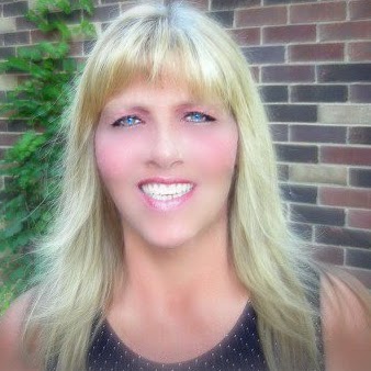 Debra Gray Photo 39