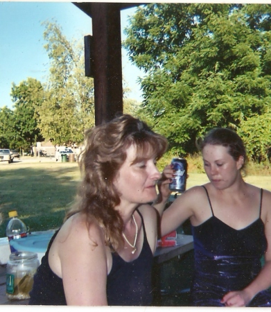 Linda Robertson Photo 21