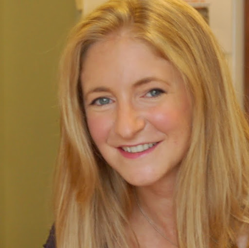 Julie George Photo 42