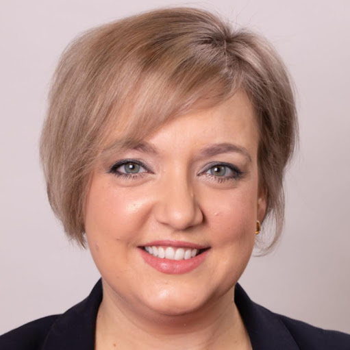 Cynthia Schwartz Photo 11