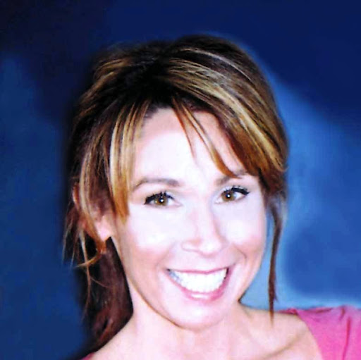 Cindy Houston Photo 15