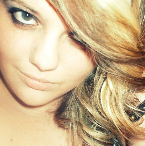 Michelle Armstrong Photo 22 Michelle Armstrong Photo 22