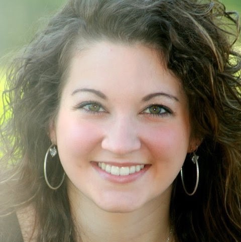 Rachel Schultz Photo 18