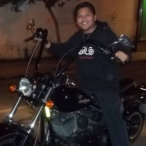 Bryan Vallejos Photo 1