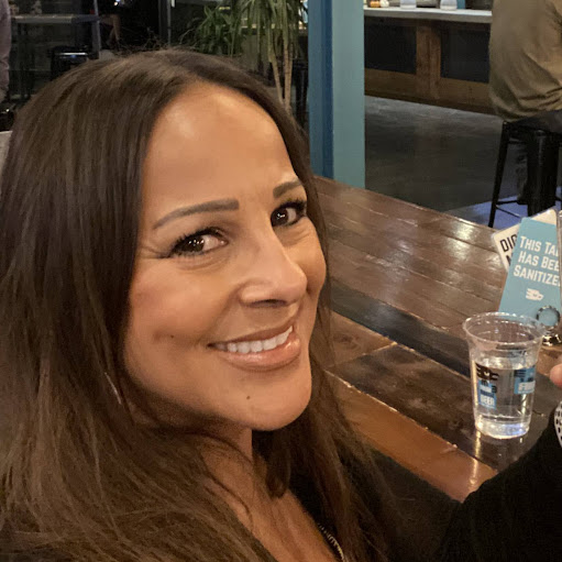 Elizabeth Cochran Photo 19 Elizabeth Cochran Photo 19