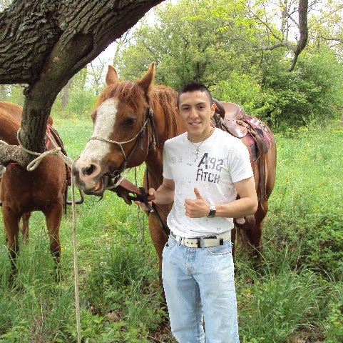 Arturo Quinones Photo 10
