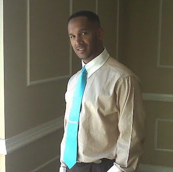 Michael Wells Photo 43