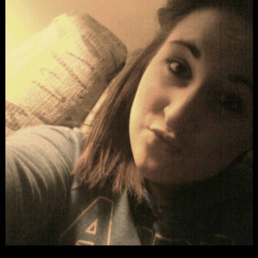 Lindsey Moore Photo 25