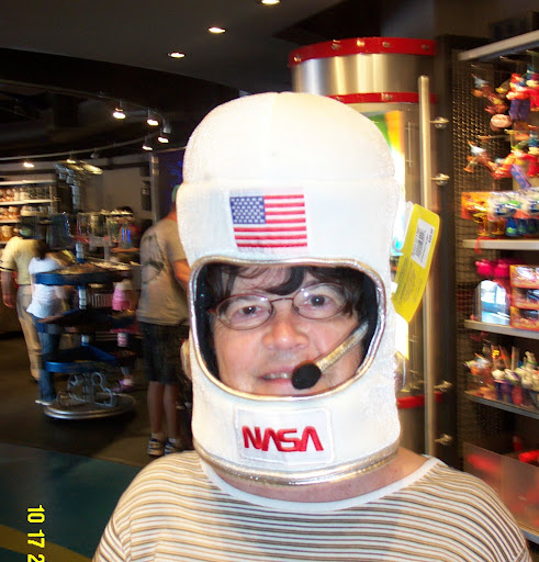 Janet Pedersen Photo 28