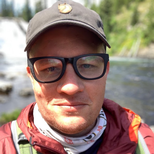 Aaron Alexander Photo 34