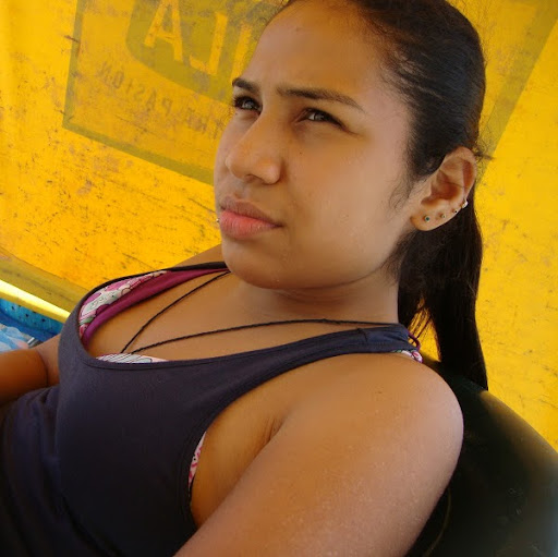 Mari Gonzalez Photo 12