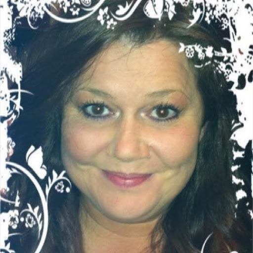 Julie Stubbs Photo 34