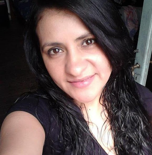 Julia Olivera Photo 11