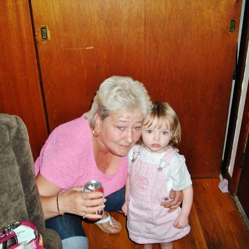 Julie Williams Photo 53