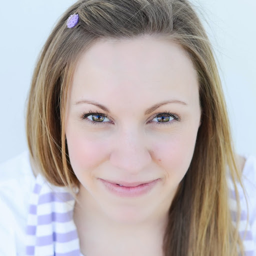 Lisa Harlow Photo 33