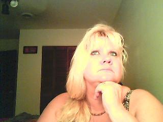Christina Simpson Photo 16