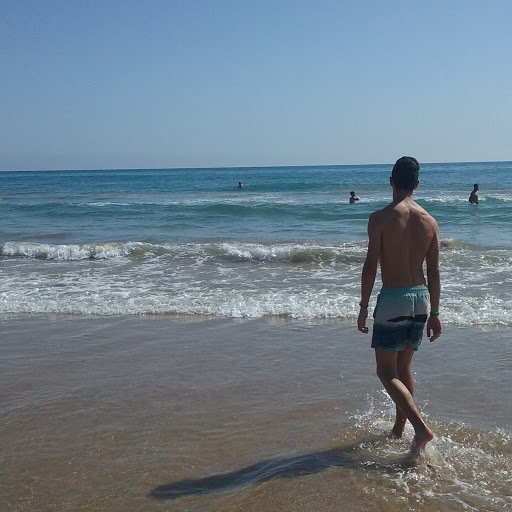 Alejandro Bueno Photo 26