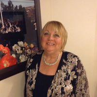 Suzanne Rees Photo 14