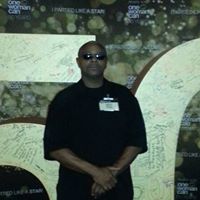 Eddie Hunt Photo 40