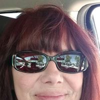 Lisa Benoit Photo 22