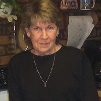 Betty Mayes Photo 17