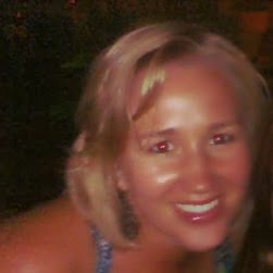 Lauren Welch Photo 35