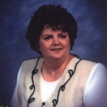 Anna Collier Photo 7