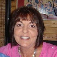 Julie Brunette Photo 24