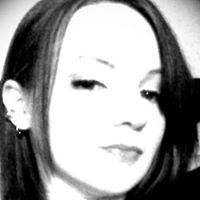 Sarah Cole Photo 24