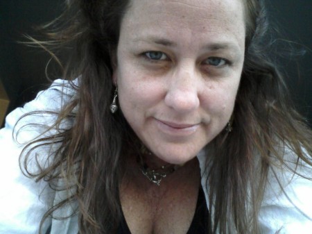 Julie Quinn Photo 6