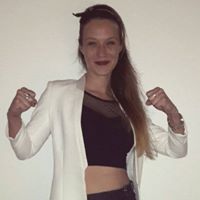 Jennifer Berner Photo 7
